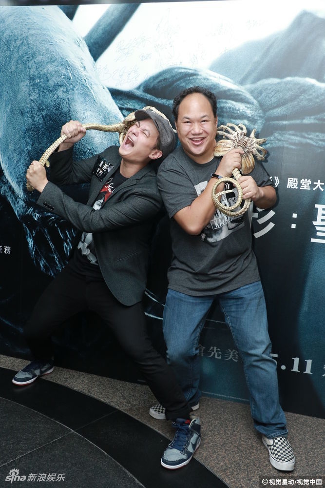 组图 异形 契约 香港首映 众星合影 抱脸虫 白云秀性感