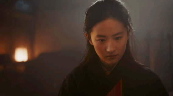期待！《花木兰》刘亦菲“额黄妆“抢镜 打斗戏英姿飒爽
