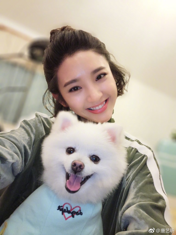 唐艺昕和张若昀综艺图片