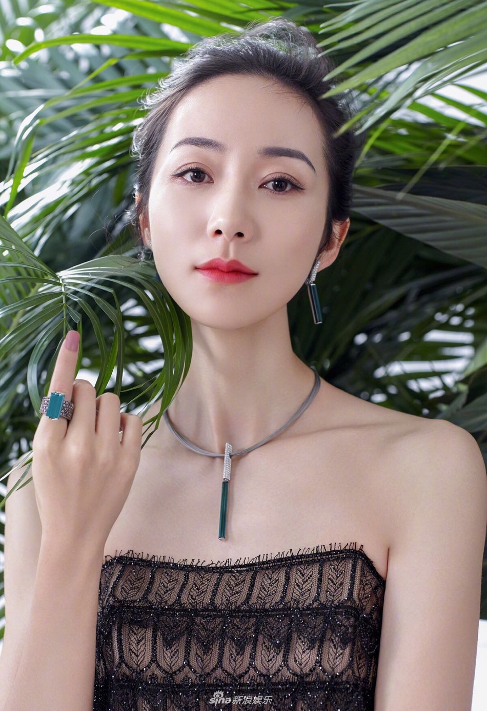 组图:韩雪拍摄时尚大片 红唇娇艳妩媚动人_高清图集_新浪网