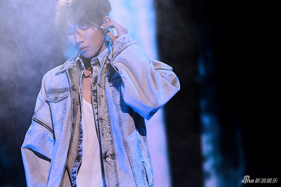 王源生日会2018时间图片