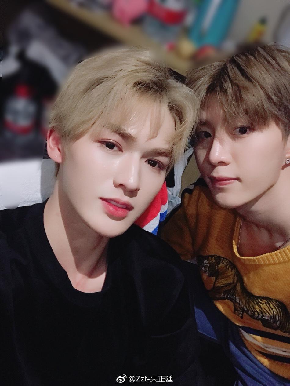 范丞丞新浪微博图片