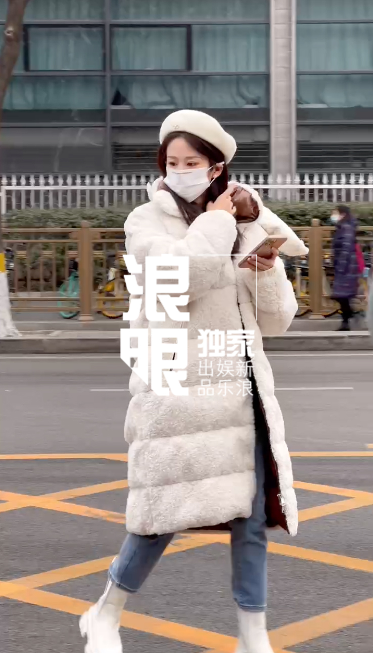 组图：2022央视春晚第一次联排 李宇春王源朱一龙等寒风中现身_34