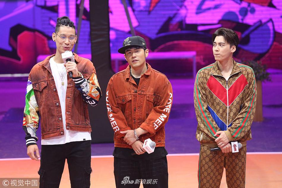 组图李易峰害羞吐舌小表情多多周杰伦站c位身高硬伤