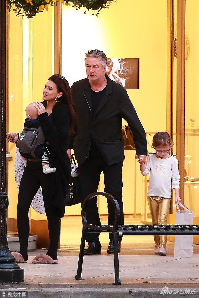 当地时间2019年1月29日,加利福尼亚,亚历克·鲍德温(alec baldwin)与