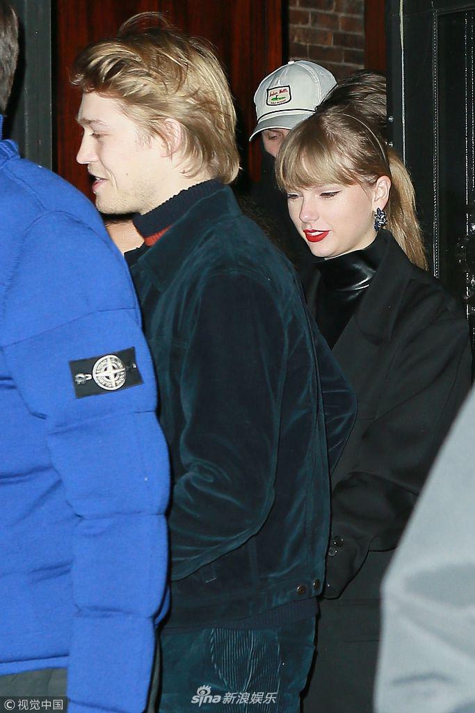 taylor swift 男友,taylorswift男友 当地时间2018年12月30日,纽约,泰勒·斯威夫特(taylor swift)和男友乔