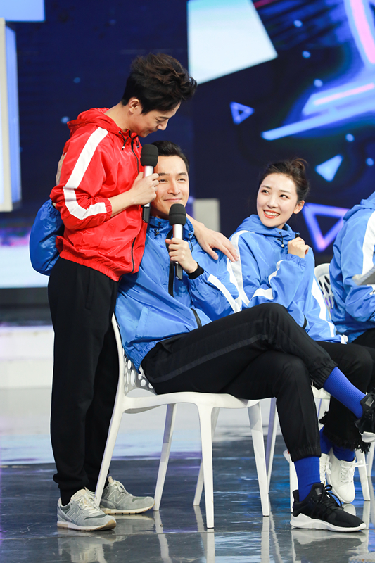 中场球员-乐鱼app(leyu)官方网站-乐鱼官网