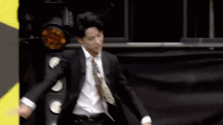 1 / 12 新浪娱乐讯  8月26日,第二届粉丝嘉年华年度盛典在北京举行