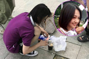 郑爽蹲地喝饮料超接地气被围观仍笑盈盈