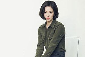 甜美人妻宋慧乔拍写真短发清纯