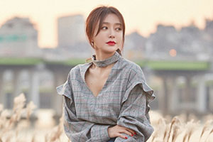 秦岚秀神仙锁骨恬静优雅美到犯规