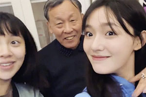 林允带朋友回老家看望父母豪宅内景曝光