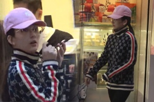 方媛懒理百万奖金生子传闻独自逛街买奶茶