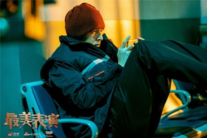 胡歌2019最美表演剧照曝光三重角色形象饱满