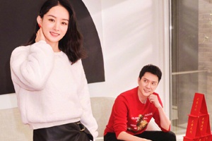 冯绍峰与赵丽颖合拍大片深情望妻撒狗粮