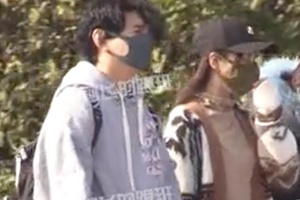 吴奇隆刘诗诗带儿子逛游乐园画面超温馨