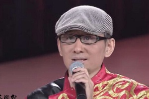 51岁草根歌手阿宝近照曝光