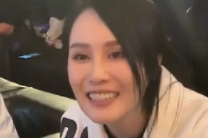 赵本山23岁女儿近照被赞像李若彤