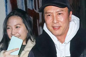 甄子丹16岁爱女青春可人身高比肩老爸