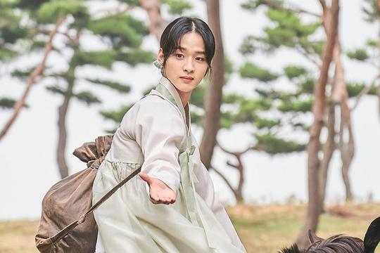 海报剧照剧情《朝鲜浪漫喜剧–绿豆传,为韩国kbs 2tv于2019年9月30