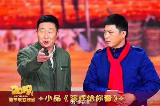 万众瞩目的春晚小品,究竟希望传递哪些价值取向?又收到了哪些反馈?