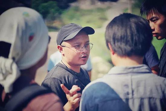 《地球最后的夜晚》片场照