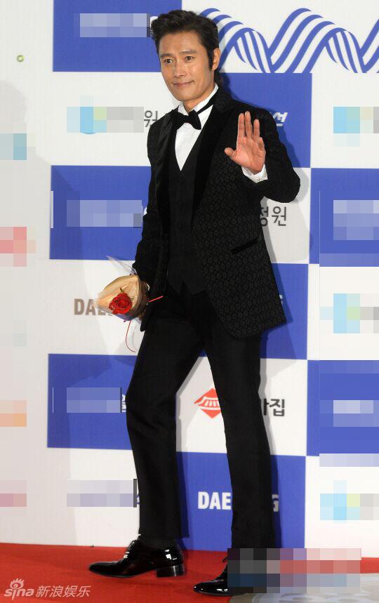 影帝出轨影后当小三?青龙奖不走寻常路|李秉宪