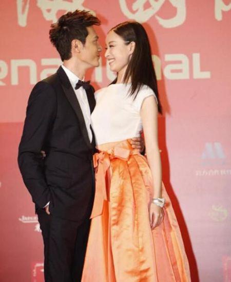 冯绍峰郭碧婷的炒作为何变成一群人的狂欢|冯