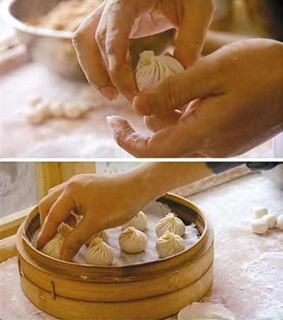 《饮食男女》由“台湾厨神”施建发做手替。 