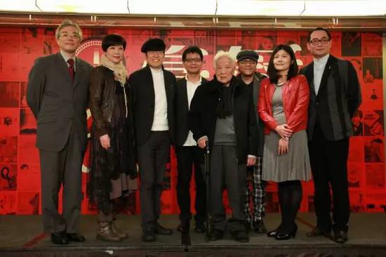 让另一半 安乐死 这是不是琼瑶式的爱情?|琼瑶