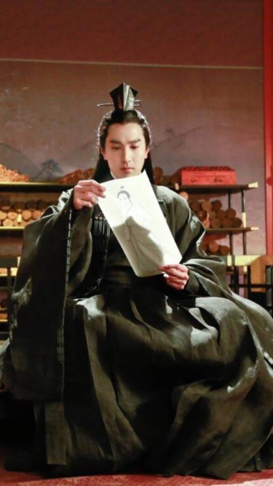 禁欲系男主林更新赵又廷陈伟霆谁更厉害?