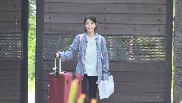 看了《孝利家民宿》 发现IU妹纸性格也太慢了