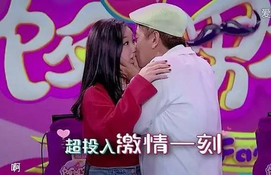 92年的她是《百乐门》里搞笑扛把子 下一个贾