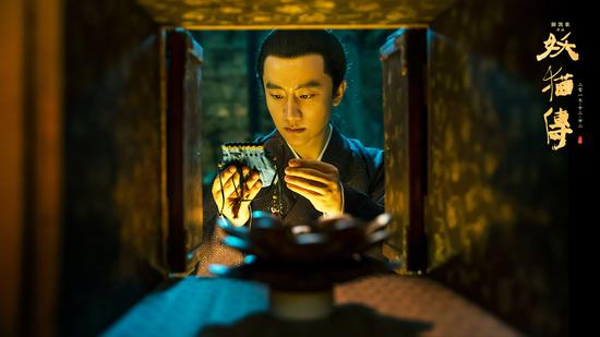 黄轩饰演白乐天