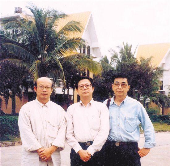 “广州三剑电影学社”成员,(左起)赵军、祁海、周俊杰