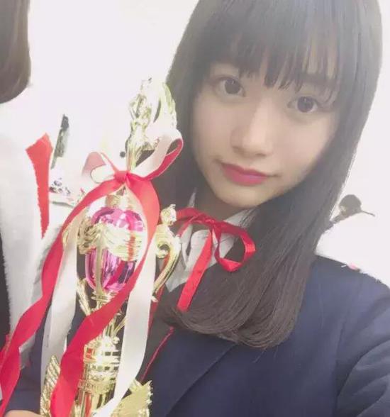 行家觉得哪届的可喜欢女高中生颜值最高呢?