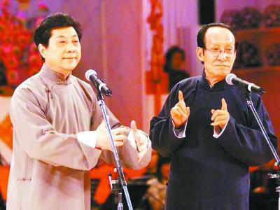 生于相声世家 自小上台外演