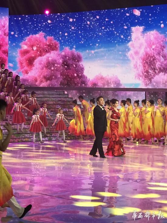 河南卫视春晚节目单曝光 川籍歌唱家霍勇惊喜