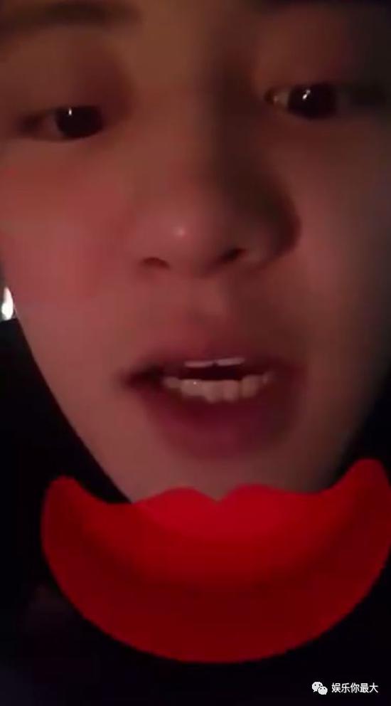 ins爱豆｜李宇春蕾丝短裙反转魅力 钢铁侠C位吸睛