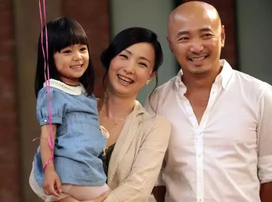 徐峥与陶虹因戏结缘,并于2003年结婚