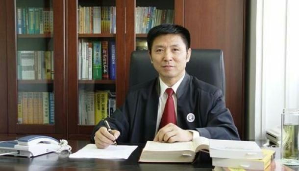 律师张起淮