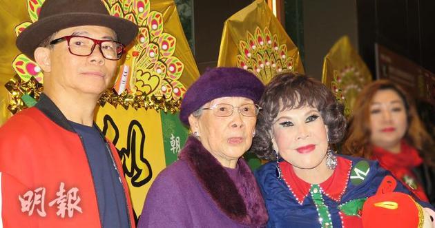 梅启明、梅妈、黄夏蕙昨天(1月6日)出席电影《拾芳》的谢票活动。