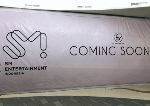 韩网疯传“f(x) coming soon”照片。