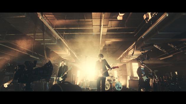 木村拓哉出演摇滚组合ALEXANDROS的最新MV