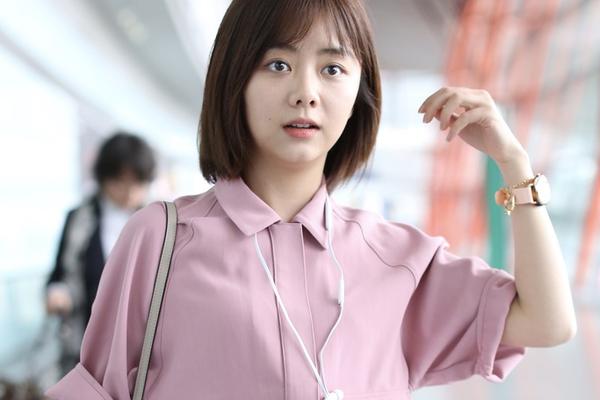 伊布 范德法特-爱游戏App官方下载入口-爱游戏