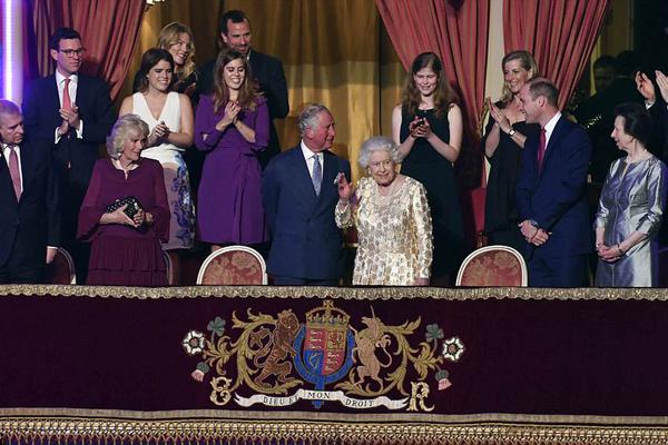 阿迪达斯清风系列