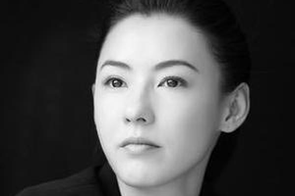 阿迪达斯清风系列