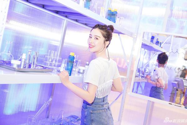 电子科大跳楼-爱游戏APP(中国)官方网站下载_AIYOUXI体育