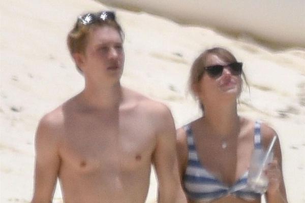 弗格森宣布退休-华体会(hth)官网-HTHapp官网下载