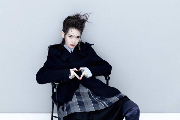 c罗女友伊莲娜-乐鱼app(leyu)官方网站-乐鱼官网